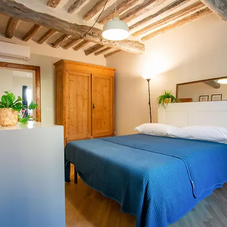 Tavoleria By Interhome 公寓 比萨