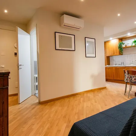 Tavoleria By Interhome 比萨